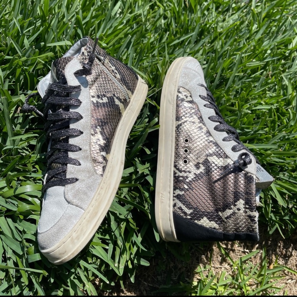 P448 John Side Zip White Snake Python Distressed … - image 2